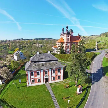 Dum Zameckych Kaplanu Gasthof